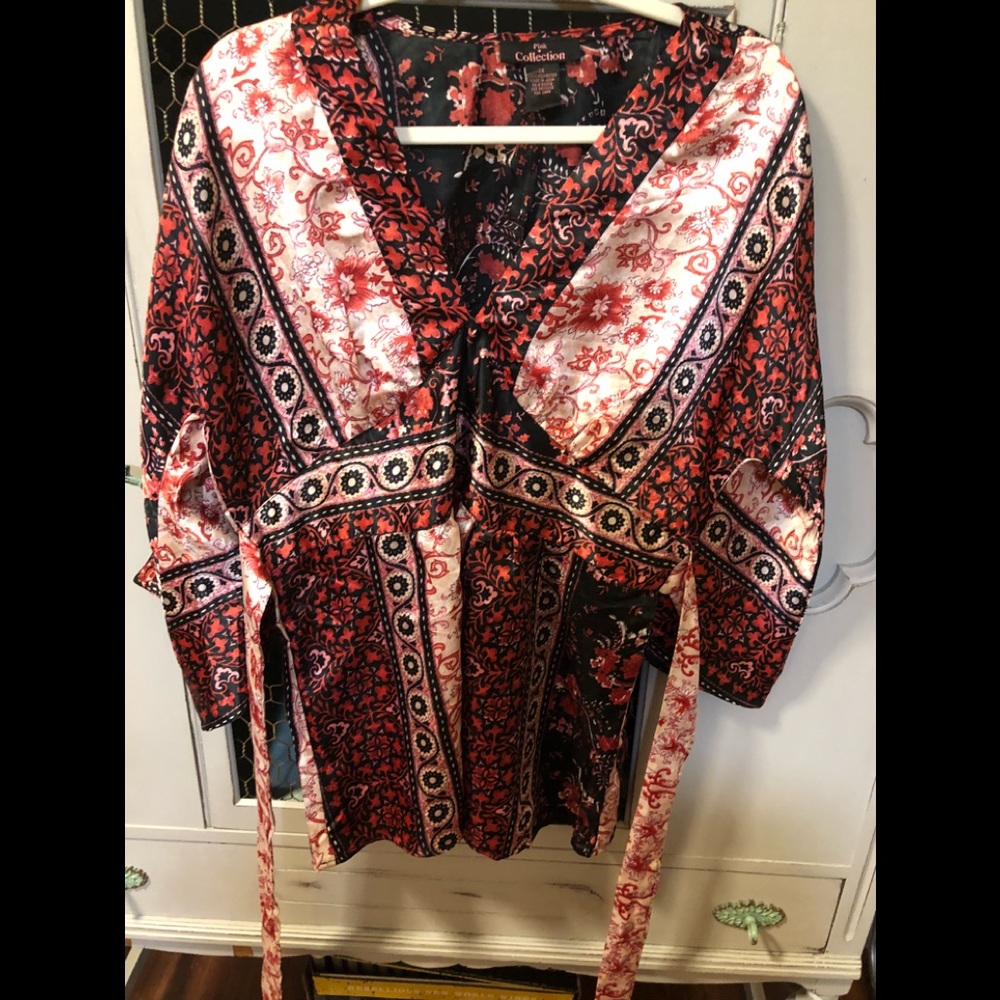Colorful kimono like top from pink collection